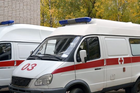 ambulance-1005433_1920