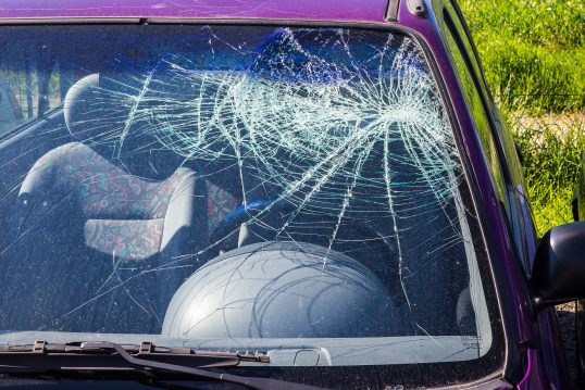 car-accident-2273475_1920