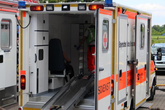 rescue-3735206_1920